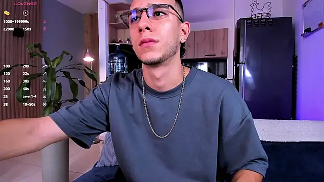 Snapshot of SymonPrince chatting on 26, 9, 2025 SymonPrince online show from 26, 9, 2025