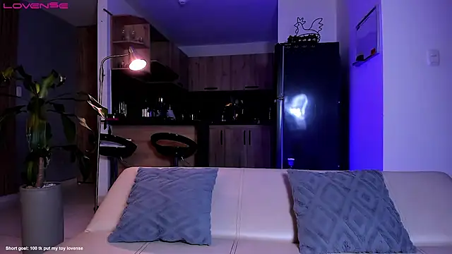 Snapshot of SymonPrince chatting on 7, 10, 2025 SymonPrince online show from 7, 10, 2025