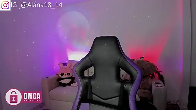 Snapshot of Alana_Pherson chatting on 10, 11, 2025 Alana Pherson online show from 10, 11, 2025