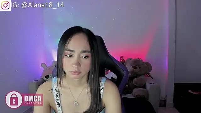 Snapshot of Alana_Pherson chatting on 23, 11, 2025 Alana Pherson online show from 23, 11, 2025