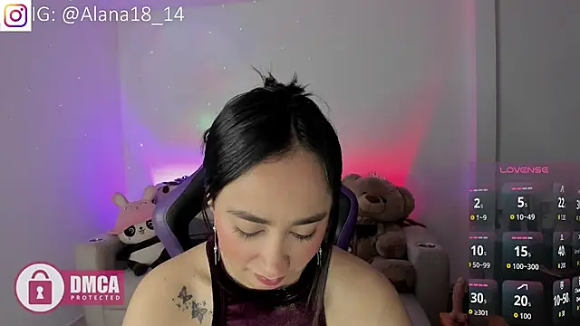 Snapshot of Alana_Pherson chatting on 27, 11, 2025 Alana Pherson online show from 27, 11, 2025