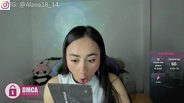 Snapshot of Alana_Pherson chatting on 1, 12, 2025 Alana Pherson online show from 1, 12, 2025