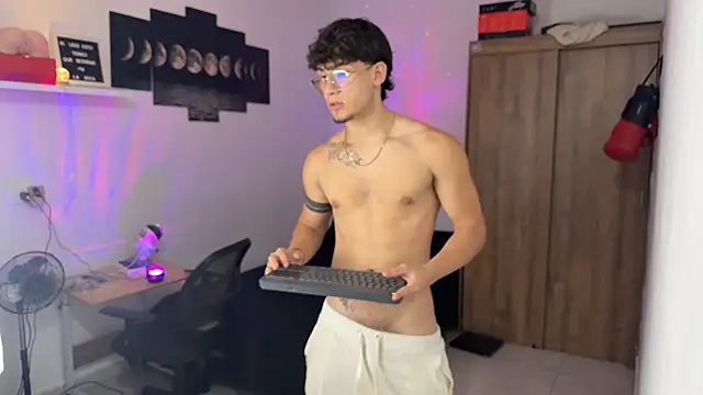 Kisan Smith online show from 12, 10, 2025