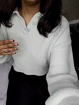 Snapshot of Leeeezzzz_roy chatting on 23, 1, 2025 Leeeezzzz roy online show from 23, 1, 2025