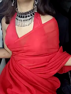 Snapshot of Leeeezzzz_roy chatting on 20, 2, 2025 Leeeezzzz roy online show from 20, 2, 2025