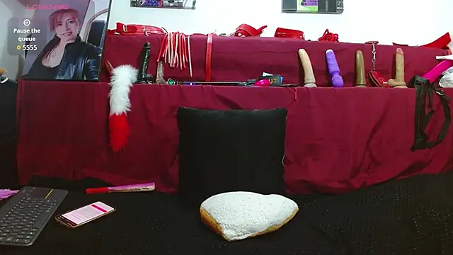 Snapshot of Wiktoria_Brownx chatting on 26, 11, 2025 Wiktoria Brownx online show from 26, 11, 2025