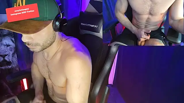 sexyboycolombi4 online show from 14, 2, 2025