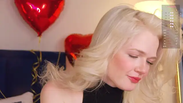 Snapshot of MilaDemies chatting on 28, 12, 2024 MilaDemies online show from 28, 12, 2024