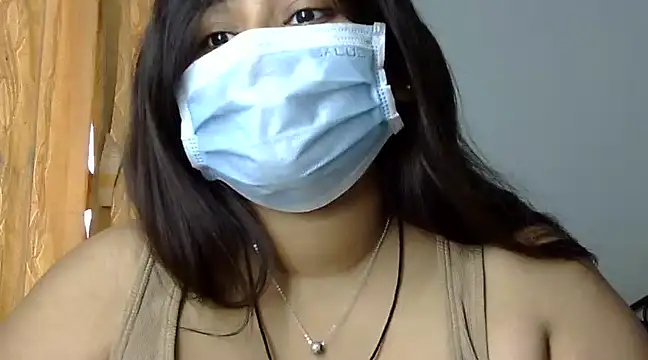 Snapshot of cutelady65 chatting on 27, 12, 2024 cutelady65 online show from 27, 12, 2024