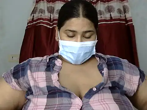 Snapshot of cutelady65 chatting on 29, 9, 2025 cutelady65 online show from 29, 9, 2025