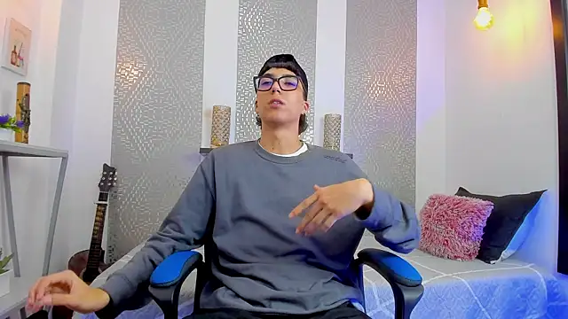 Nikolay Gregori online show from 4, 2, 2025