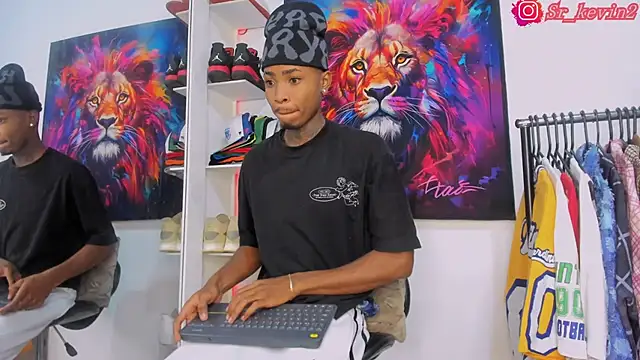 Snapshot of Pantera_black_21 chatting on 7, 11, 2025 Pantera black 21 online show from 7, 11, 2025