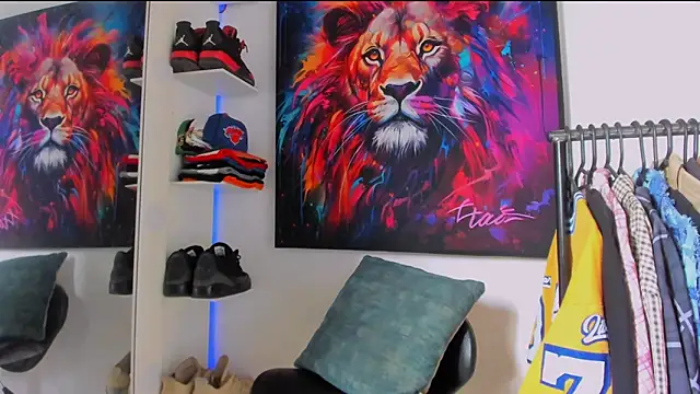 Snapshot of Pantera_black_21 chatting on 17, 12, 2025 Pantera black 21 online show from 17, 12, 2025