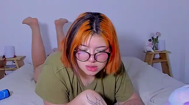 Snapshot of Gaby_Danna chatting on 5, 12, 2024 Gaby Danna online show from 5, 12, 2024