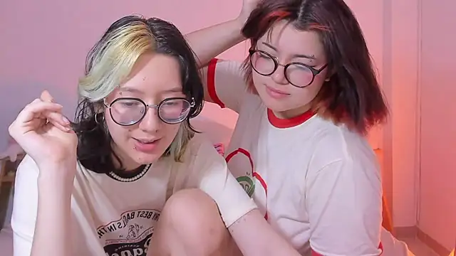 Snapshot of Gaby_Danna chatting on 1, 3, 2025 Gaby Danna online show from 1, 3, 2025