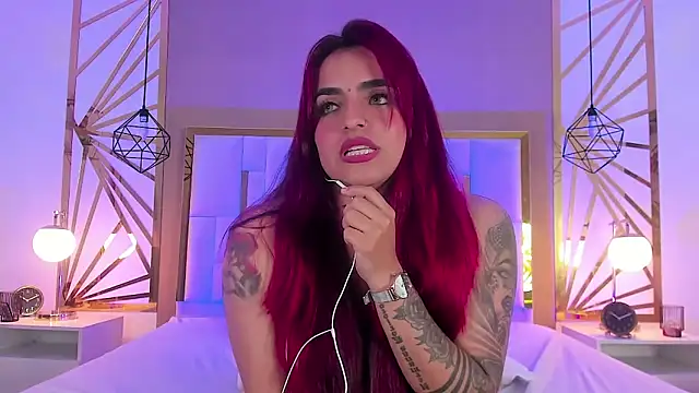 Snapshot of valeriee_millerr_ chatting on 20, 12, 2024 valeriee millerr online show from 20, 12, 2024