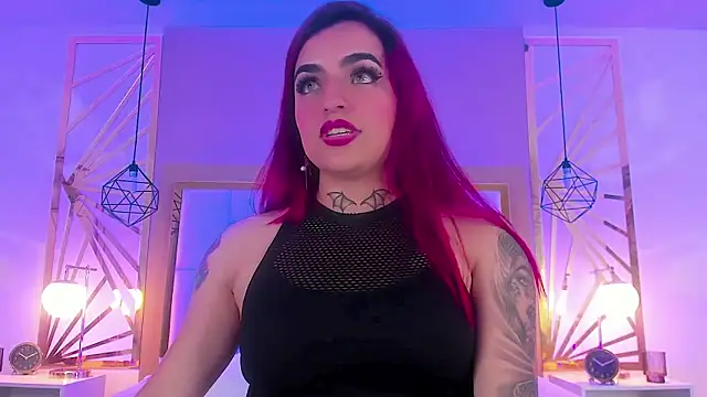 Snapshot of valeriee_millerr_ chatting on 3, 1, 2025 valeriee millerr online show from 3, 1, 2025