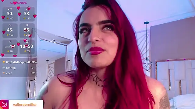 Snapshot of valeriee_millerr_ chatting on 6, 3, 2025 valeriee millerr online show from 6, 3, 2025