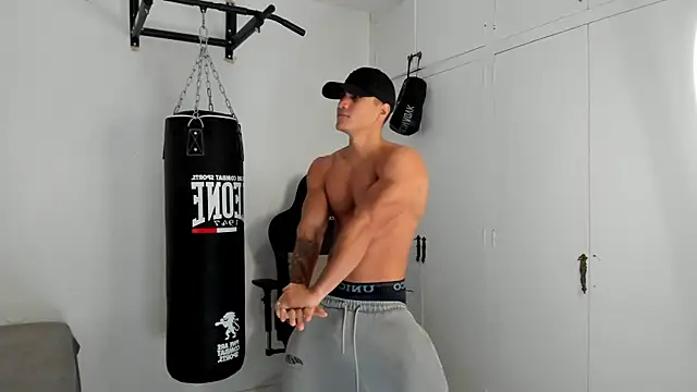 Snapshot of dan01_ chatting on 15, 11, 2025 dan01 online show from 15, 11, 2025