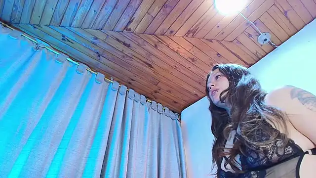 Eda Bonne online show from 5, 4, 2026