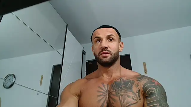 Magnificmuscles89 online show from 31, 5, 2026