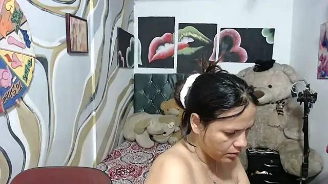 manzanahot9 online show from 19, 3, 2026