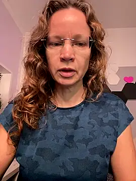 AnnikaRose online show from 22, 12, 2025