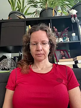 AnnikaRose online show from 3, 3, 2026