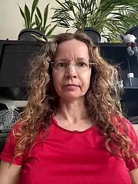 AnnikaRose online show from 7, 4, 2026