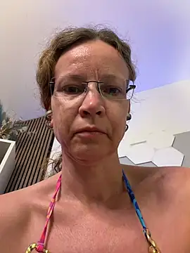 Snapshot of AnnikaRose chatting on 19, 7, 2026 AnnikaRose online show from 19, 7, 2026