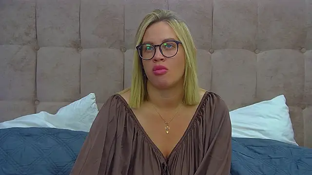 MariaNeumann online show from 29, 11, 2025