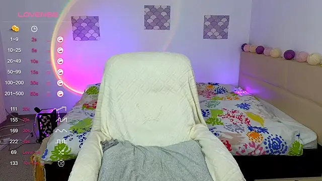 MiaMiki online show from 15, 1, 2025