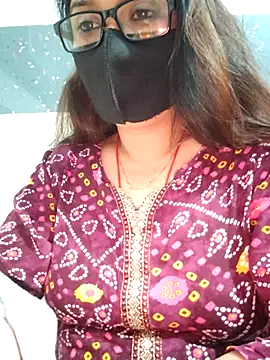 Aishwaryaa 69 online show from 17, 11, 2025