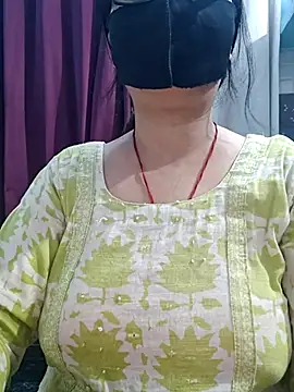 Snapshot of Aishwaryaa_69 chatting on 12, 7, 2026 Aishwaryaa 69 online show from 12, 7, 2026