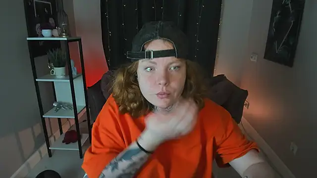 Cassie xKiss online show from 15, 10, 2025