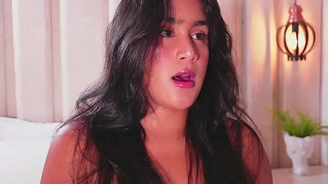 Snapshot of bonniekim_ chatting on 24, 11, 2025 bonniekim online show from 24, 11, 2025