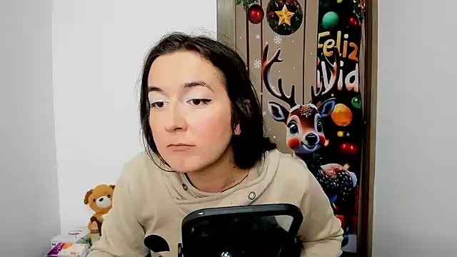 Sweet-Suck69 online show from 13, 2, 2025