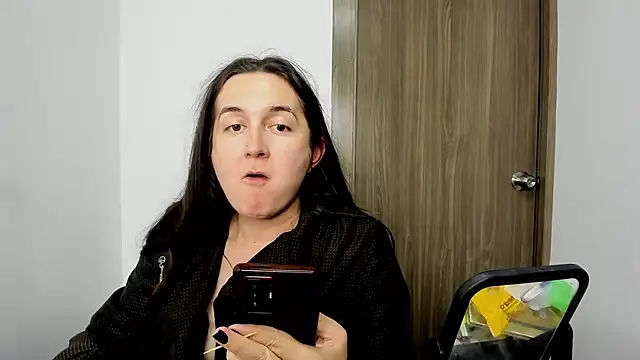 Sweet-Suck69 online show from 17, 2, 2025