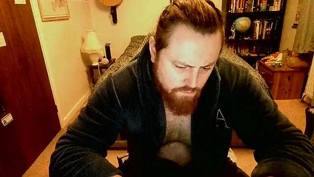 Snapshot of Hairy_Guy30 chatting on 15, 1, 2025 Hairy Guy30 online show from 15, 1, 2025