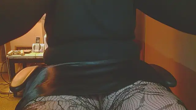 cosmicjones online show from 17, 2, 2025