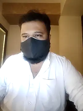 Hunk-Hand6 online show from 19, 12, 2025