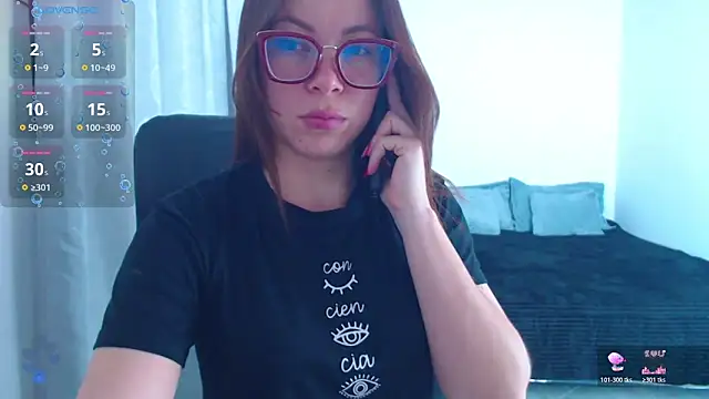 Snapshot of SharonR1 chatting on 22, 11, 2025 SharonR1 online show from 22, 11, 2025