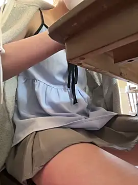 Snapshot of Lami_Mi chatting on 5, 3, 2025 Lami Mi online show from 5, 3, 2025