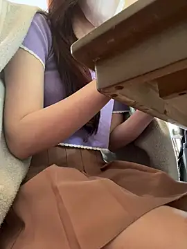 Snapshot of Lami_Mi chatting on 9, 3, 2025 Lami Mi online show from 9, 3, 2025