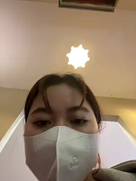 Snapshot of Lami_Mi chatting on 9, 3, 2025 Lami Mi online show from 9, 3, 2025