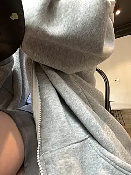 Snapshot of Lami_Mi chatting on 18, 3, 2025 Lami Mi online show from 18, 3, 2025