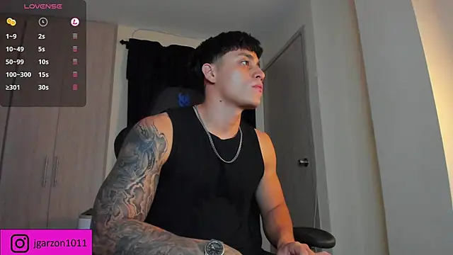 Snapshot of _joansoto chatting on 12, 3, 2025  joansoto online show from 12, 3, 2025