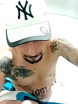 Snapshot of fire_menxxx001 chatting on 25, 1, 2025 fire menxxx001 online show from 25, 1, 2025