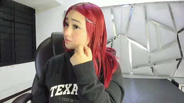 Catherinee69 x online show from 6, 1, 2026