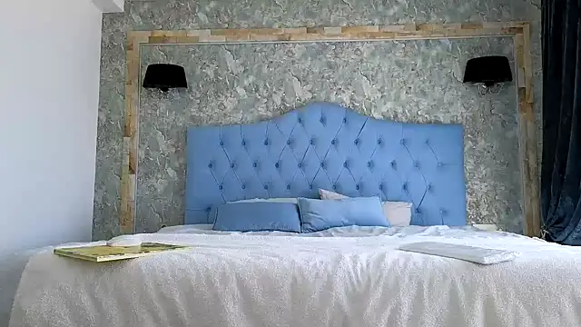 Blanca1 online show from 5, 3, 2025